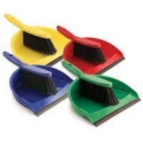 DUSTPAN WITH BRUSH